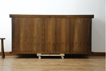 和製アンティーク　明治大正期　引き出し8杯付き　上品な丸桟戸の近江水屋箪笥サイドボード　(R-086016)