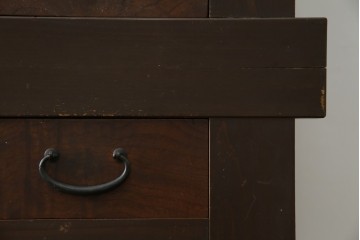 和製アンティーク　明治大正期　昇り引き出し5杯付き　上品な丸桟戸の近江水屋箪笥サイドボード　(R-086017)