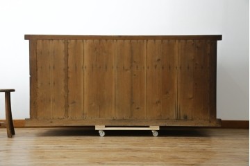 和製アンティーク　明治大正期　昇り引き出し5杯付き　上品な丸桟戸の近江水屋箪笥サイドボード　(R-086017)