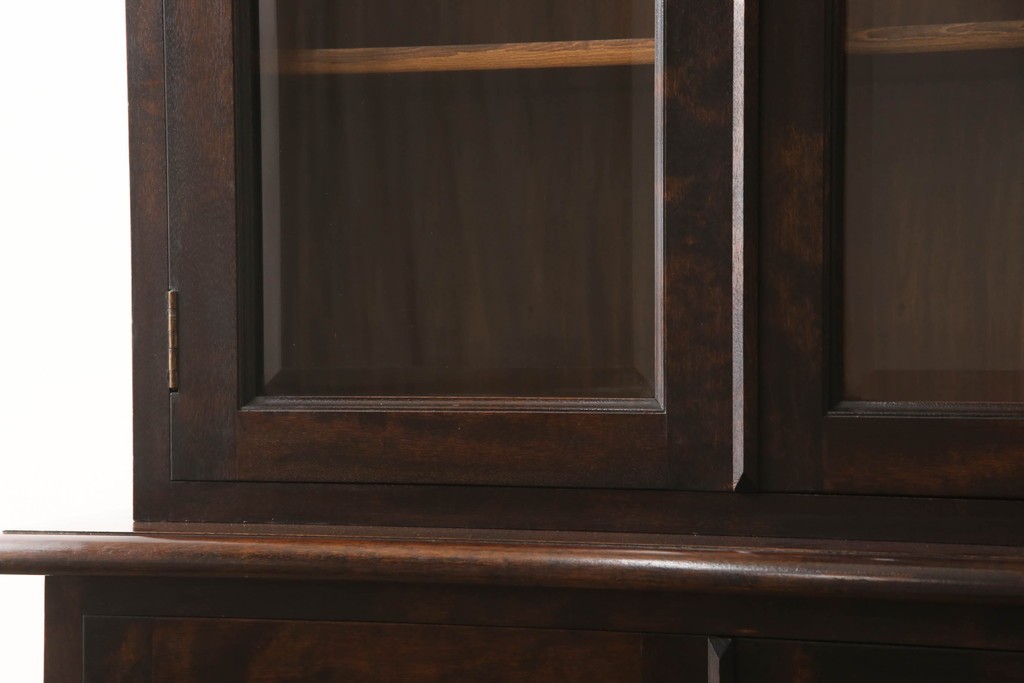 中古　松本民芸家具　特注品!　品のあるボールフットがアクセントの食器棚　(R-086018)