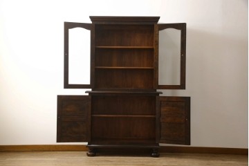 中古　松本民芸家具　特注品!　品のあるボールフットがアクセントの食器棚　(R-086018)