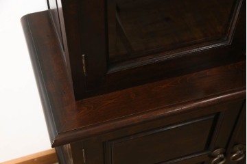 中古　松本民芸家具　特注品!　品のあるボールフットがアクセントの食器棚　(R-086018)