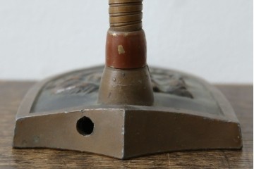 和製ヴィンテージ　ブロンズカラー　ライオンのエンブレムがポイント　インダストリアルなデスクスタンド　(R-086022)