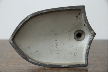 和製ヴィンテージ　ブロンズカラー　ライオンのエンブレムがポイント　インダストリアルなデスクスタンド　(R-086022)