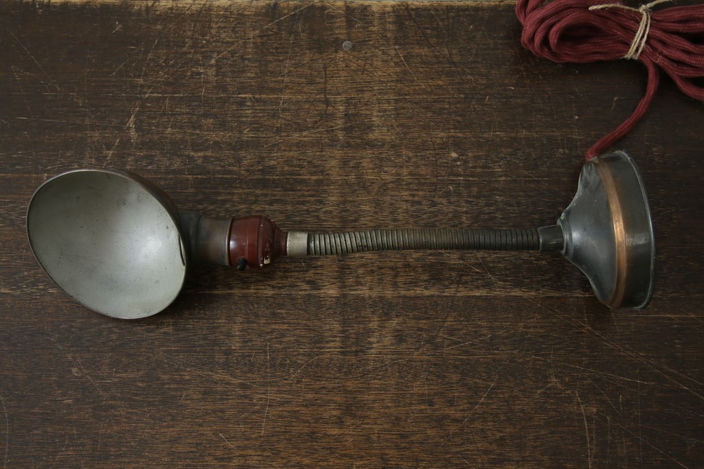 和製アンティーク　インダストリアル×レトロな蛇腹アームのデスクスタンド　(R-086024)