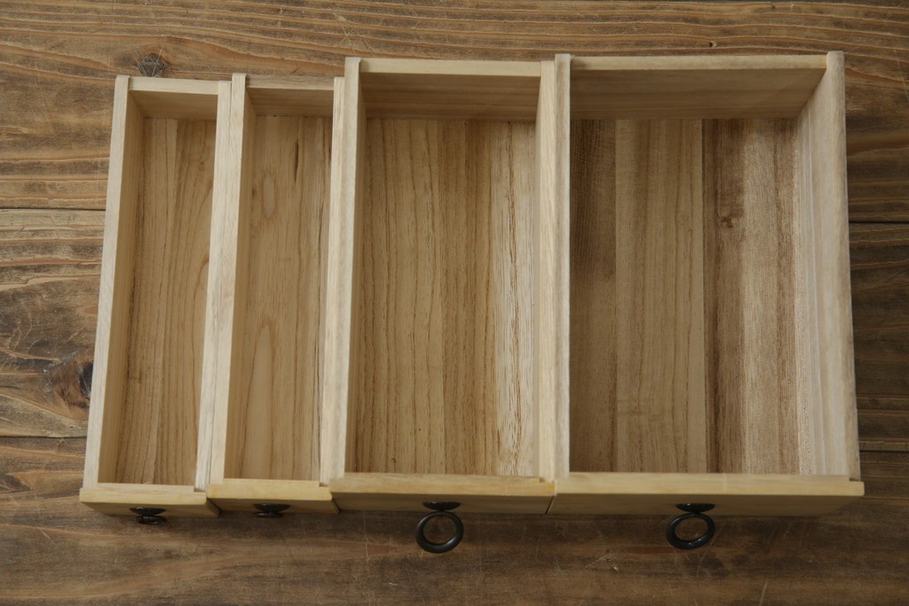 和製ヴィンテージ　アンティーク調　引き出し100杯の薬箪笥　(R-086025)