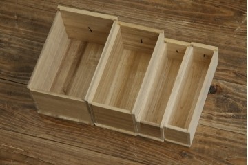 和製ヴィンテージ　アンティーク調　引き出し100杯の薬箪笥　(R-086025)