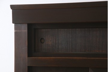 和製アンティーク　変わり型!　前面(檜材)　引き出し(欅材)　すっきりとした框の五尺水屋箪笥　(R-086026)