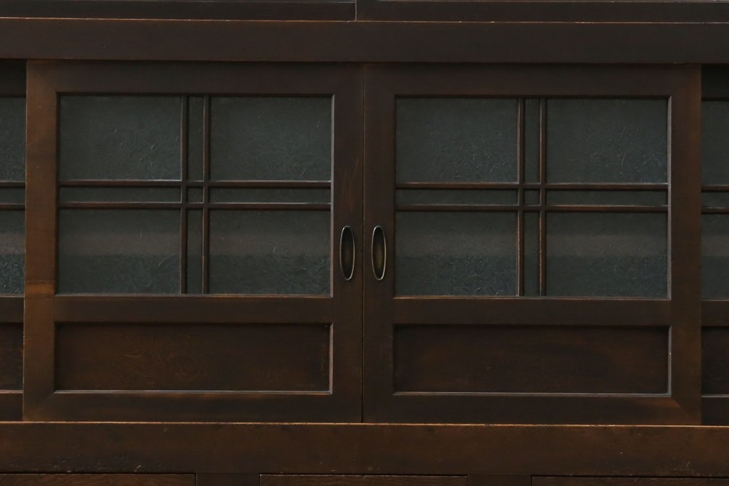 和製アンティーク　変わり型!　前面(檜材)　引き出し(欅材)　すっきりとした框の五尺水屋箪笥　(R-086026)