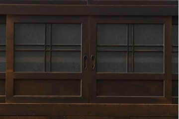 和製アンティーク　変わり型!　前面(檜材)　引き出し(欅材)　すっきりとした框の五尺水屋箪笥　(R-086026)