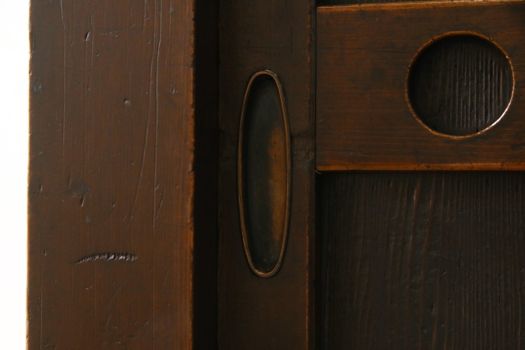 和製アンティーク　変わり型!　前面(檜材)　引き出し(欅材)　すっきりとした框の五尺水屋箪笥　(R-086026)