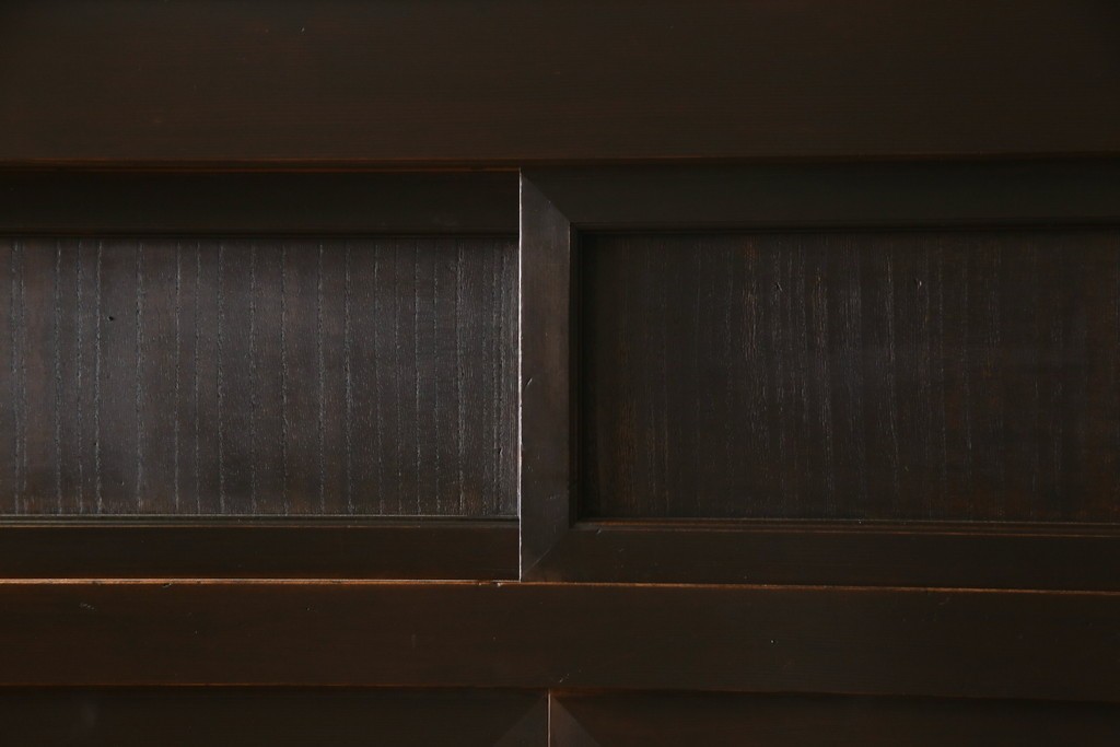 和製アンティーク　変わり型!　前面(檜材)　引き出し(欅材)　すっきりとした框の五尺水屋箪笥サイドボード　(R-086027)