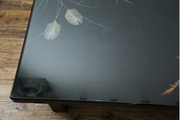 中古　美品　輪島塗り　天板に草花が描かれた座卓　定価約160万円　(R-086029)