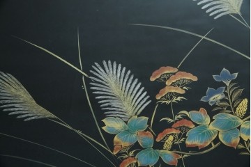 中古　美品　輪島塗り　天板に草花が描かれた座卓　定価約160万円　(R-086029)