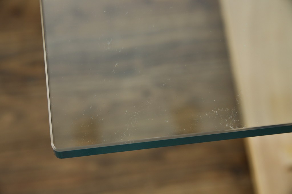 中古　美品　Cassina(カッシーナ)　LC6　スタイリッシュなガラストップのダイニングテーブル　定価約110万円　(R-086030)