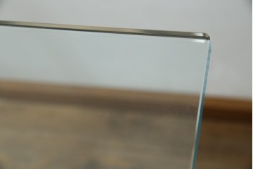 中古　美品　Cassina(カッシーナ)　LC6　スタイリッシュなガラストップのダイニングテーブル　定価約110万円　(R-086030)