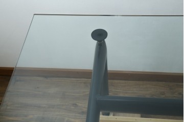 中古　美品　Cassina(カッシーナ)　LC6　スタイリッシュなガラストップのダイニングテーブル　定価約110万円　(R-086030)