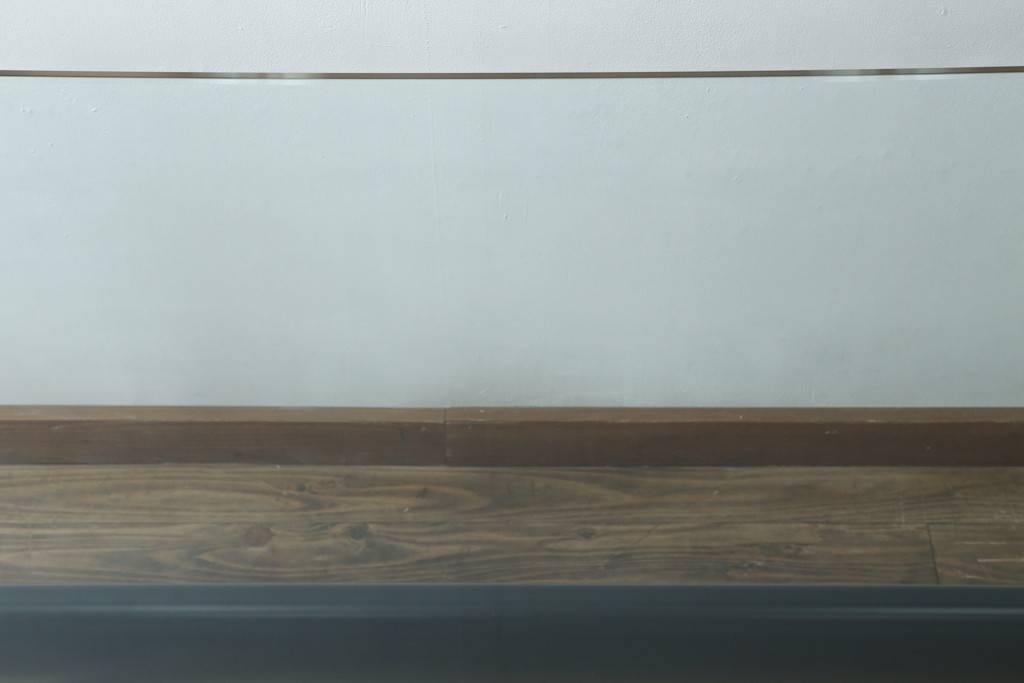 中古　美品　Cassina(カッシーナ)　LC6　スタイリッシュなガラストップのダイニングテーブル　定価約110万円　(R-086030)