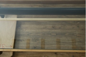 中古　美品　Cassina(カッシーナ)　LC6　スタイリッシュなガラストップのダイニングテーブル　定価約110万円　(R-086030)