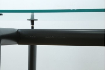 中古　美品　Cassina(カッシーナ)　LC6　スタイリッシュなガラストップのダイニングテーブル　定価約110万円　(R-086030)
