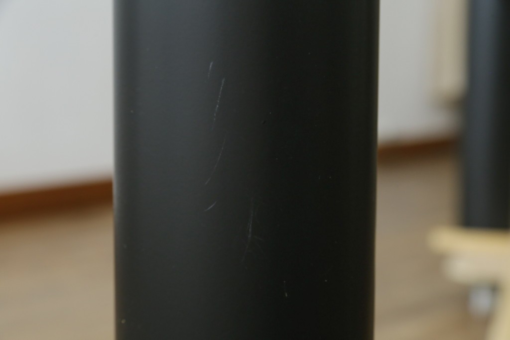 中古　美品　Cassina(カッシーナ)　LC6　スタイリッシュなガラストップのダイニングテーブル　定価約110万円　(R-086030)