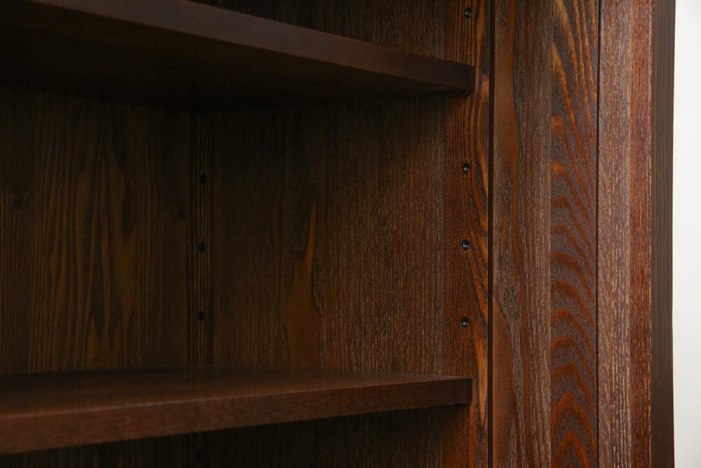 中古　美品　高級品　タモ材　職人手作りの水屋箪笥サイドボード　(R-086031)
