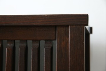 中古　美品　高級品　タモ材　職人手作りの水屋箪笥サイドボード　(R-086031)