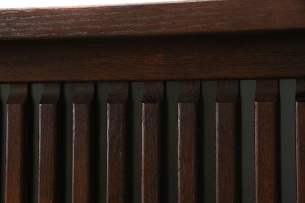 中古　美品　高級品　タモ材　職人手作りの水屋箪笥サイドボード　(R-086031)