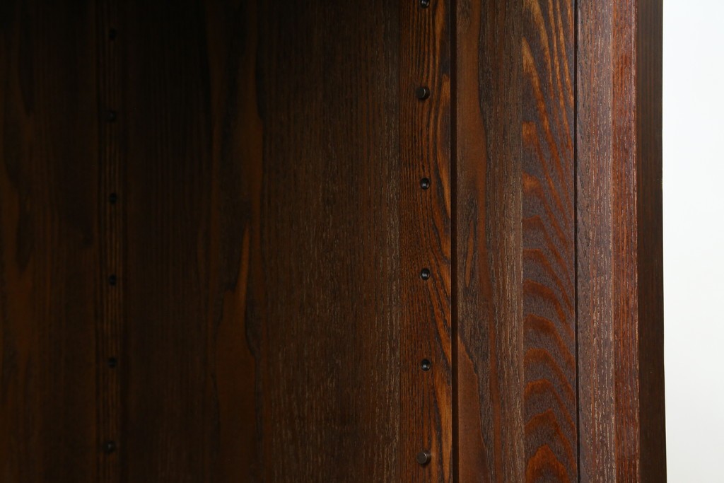 中古　美品　高級品　タモ材　職人手作りの水屋箪笥サイドボード　(R-086031)