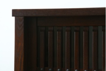 中古　美品　高級品　タモ材　職人手作りの水屋箪笥サイドボード　(R-086031)