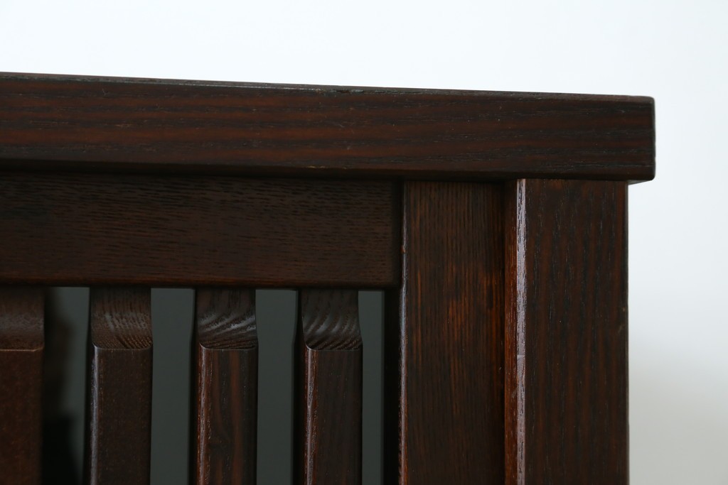 中古　美品　高級品　タモ材　職人手作りの水屋箪笥サイドボード　(R-086031)