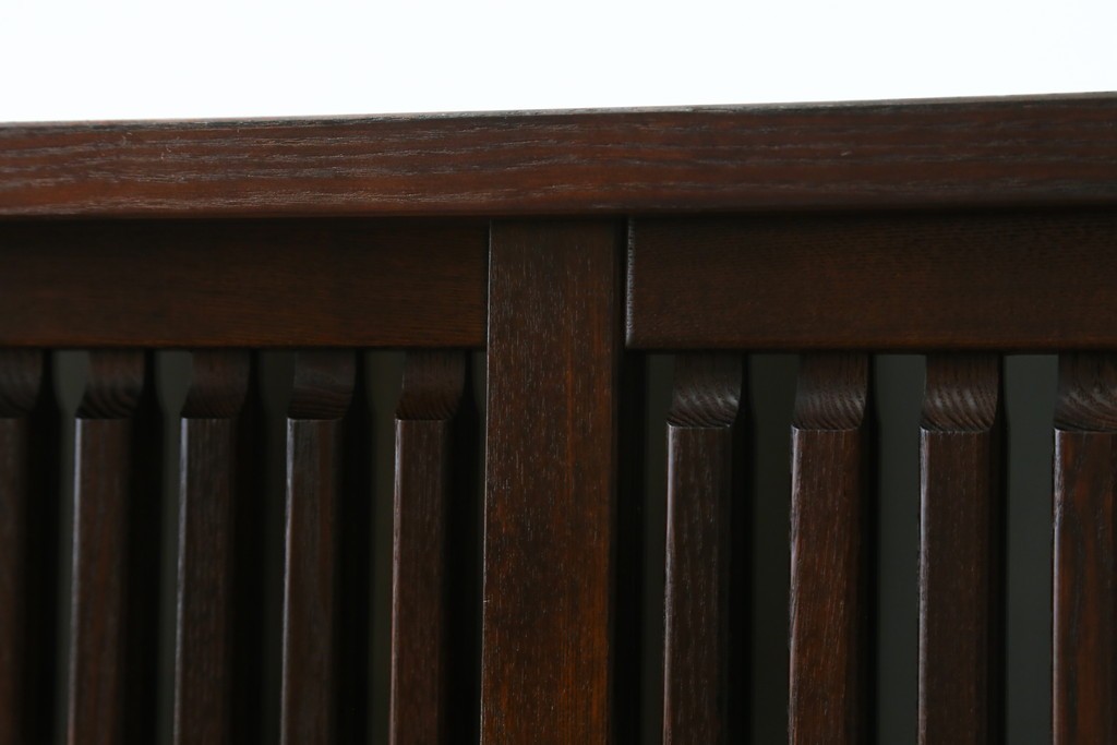 中古　美品　高級品　タモ材　職人手作りの水屋箪笥サイドボード　(R-086031)