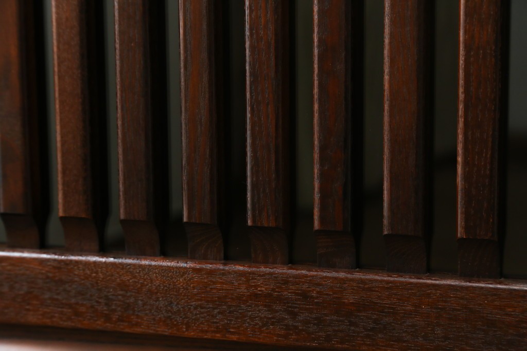 中古　美品　高級品　タモ材　職人手作りの水屋箪笥サイドボード　(R-086031)