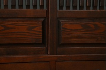 中古　美品　高級品　タモ材　職人手作りの水屋箪笥サイドボード　(R-086031)