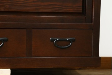 中古　美品　高級品　タモ材　職人手作りの水屋箪笥サイドボード　(R-086031)