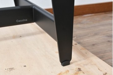 中古　美品　Cassina(カッシーナ)　本革　Le Corbusier(ル・コルビュジエ)が生んだ名作、LC4シェーズロング　定価約133万円　(R-086032)