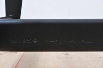中古　美品　Cassina(カッシーナ)　本革　Le Corbusier(ル・コルビュジエ)が生んだ名作、LC4シェーズロング　定価約133万円　(R-086032)