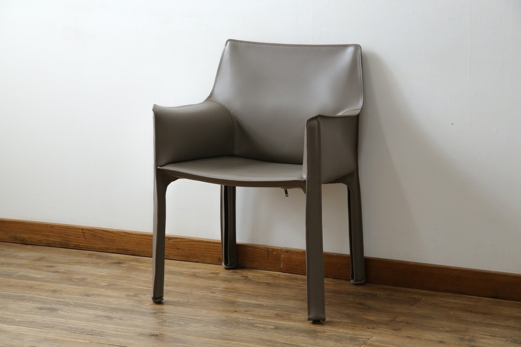 中古　超美品　Cassina(カッシーナ)　MARIO BELLINI(マリオベリーニ)　なめらかな質感の厚革製413CAB(キャブ)アームチェア　定価約50万円　(R-086033)