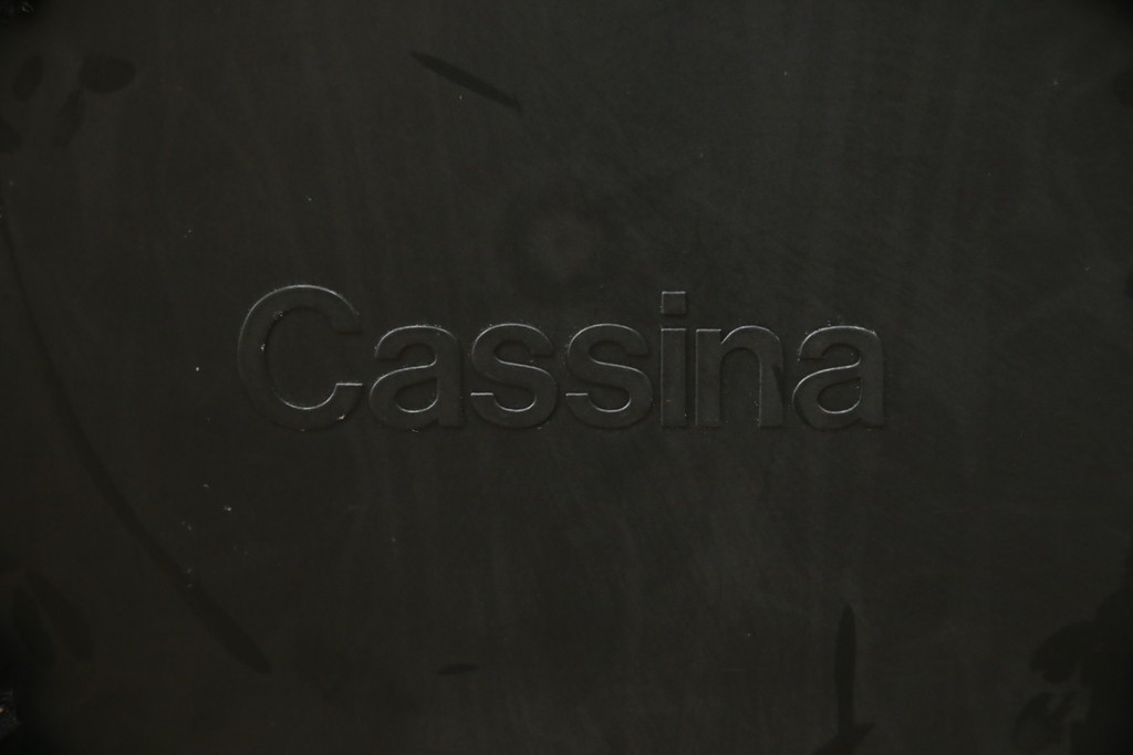 中古　超美品　Cassina(カッシーナ)　MARIO BELLINI(マリオベリーニ)　なめらかな質感の厚革製413CAB(キャブ)アームチェア　定価約50万円　(R-086033)