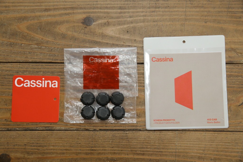 中古　超美品　Cassina(カッシーナ)　MARIO BELLINI(マリオベリーニ)　なめらかな質感の厚革製413CAB(キャブ)アームチェア　定価約50万円　(R-086033)