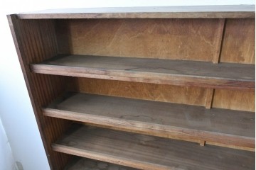 和製ヴィンテージ　たっぷり収納できるシンプルな木製本棚　(R-086036)