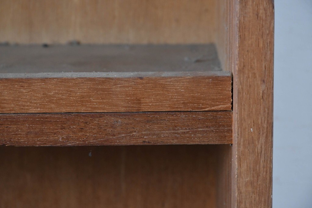 和製ヴィンテージ　たっぷり収納できるシンプルな木製本棚　(R-086037)