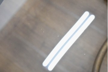 中古　美品　最高級品　アメリカ最高峰家具ブランド　CENTURY(センチュリー)　曲線フレームの美しいガラストップローテーブル　(R-086040)