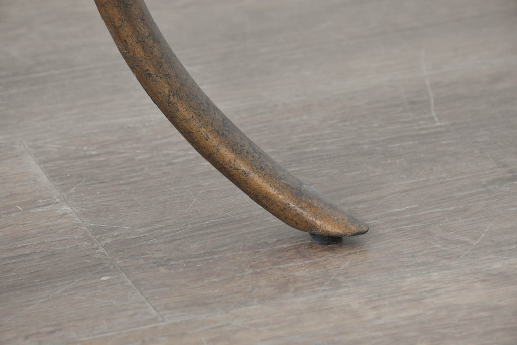 中古　美品　最高級品　アメリカ最高峰家具ブランド　CENTURY(センチュリー)　曲線フレームの美しいガラストップローテーブル　(R-086040)