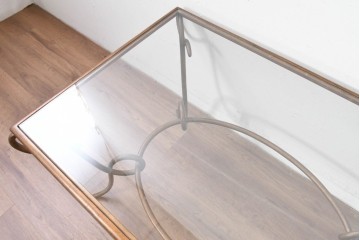 中古　美品　最高級品　アメリカ最高峰家具ブランド　CENTURY(センチュリー)　曲線フレームの美しいガラストップローテーブル　(R-086040)