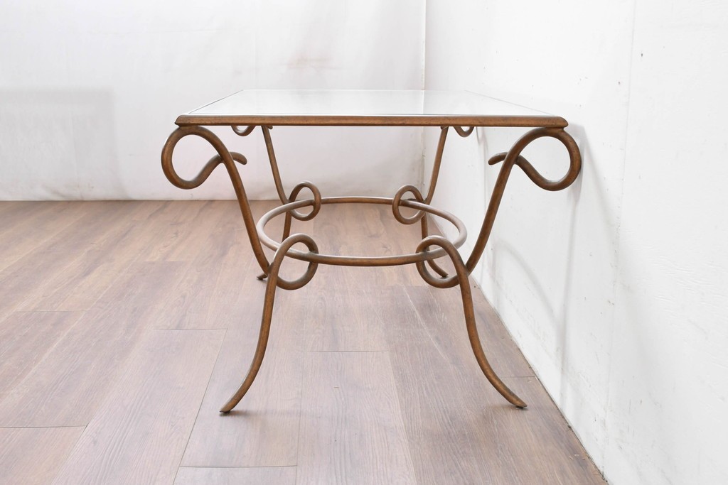 中古　美品　最高級品　アメリカ最高峰家具ブランド　CENTURY(センチュリー)　曲線フレームの美しいガラストップローテーブル　(R-086040)