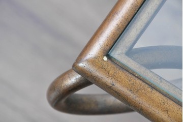 中古　美品　最高級品　アメリカ最高峰家具ブランド　CENTURY(センチュリー)　曲線フレームの美しいガラストップローテーブル　(R-086040)