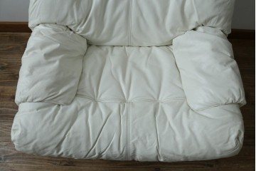 中古　希少な廃番品　EKORNES(エコーネス)　最上級クラス　ドルチェシリーズ　ゆったりとしたつくりのストレスレスチェアとオットマンのセット　定価約50万円　(R-086041)