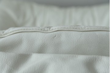 中古　希少な廃番品　EKORNES(エコーネス)　最上級クラス　ドルチェシリーズ　ゆったりとしたつくりのストレスレスチェアとオットマンのセット　定価約50万円　(R-086041)