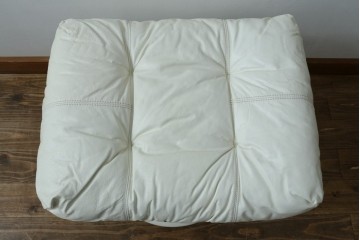 中古　希少な廃番品　EKORNES(エコーネス)　最上級クラス　ドルチェシリーズ　ゆったりとしたつくりのストレスレスチェアとオットマンのセット　定価約50万円　(R-086041)